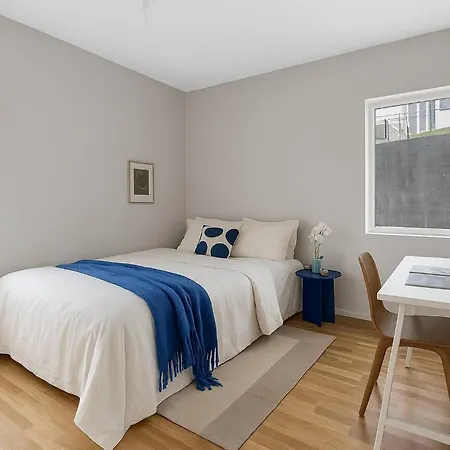 Cozy 2-bedroom Near Centre شقة